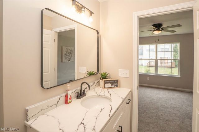 1290 Patriot Place SW, Massillon, OH 44647