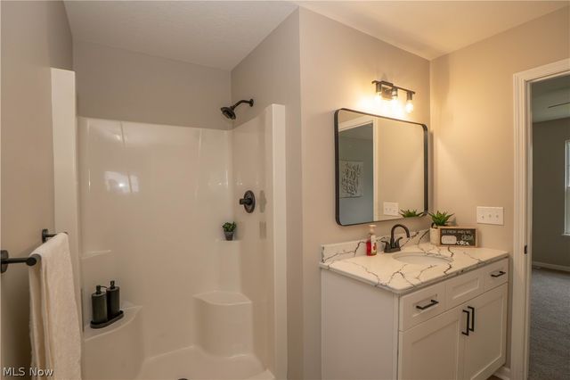 1290 Patriot Place SW, Massillon, OH 44647