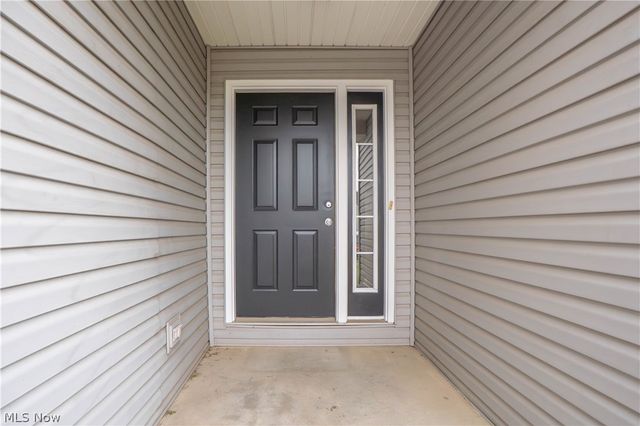 1290 Patriot Place SW, Massillon, OH 44647