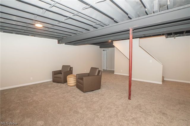 1290 Patriot Place SW, Massillon, OH 44647