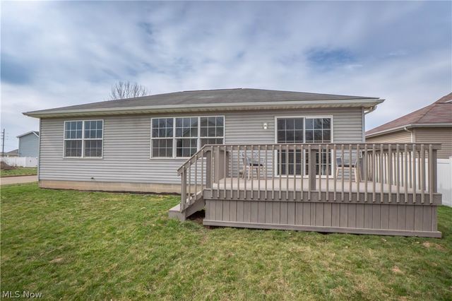 1290 Patriot Place SW, Massillon, OH 44647