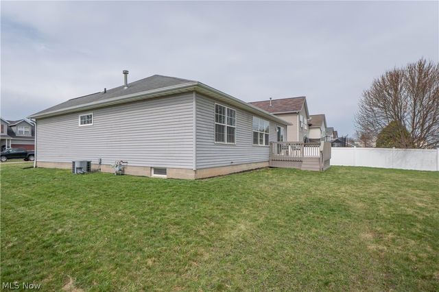 1290 Patriot Place SW, Massillon, OH 44647