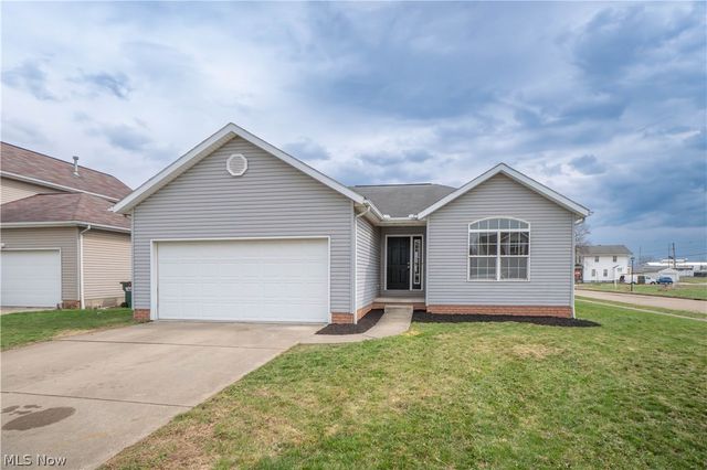 1290 Patriot Place SW, Massillon, OH 44647