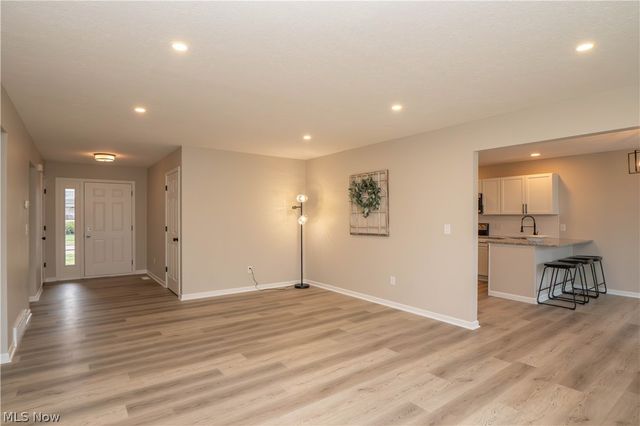 1290 Patriot Place SW, Massillon, OH 44647