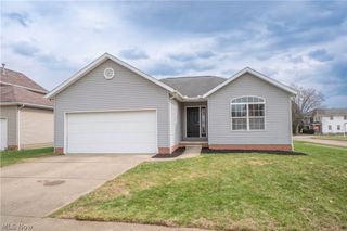 1290 Patriot Place SW, Massillon, OH 44647