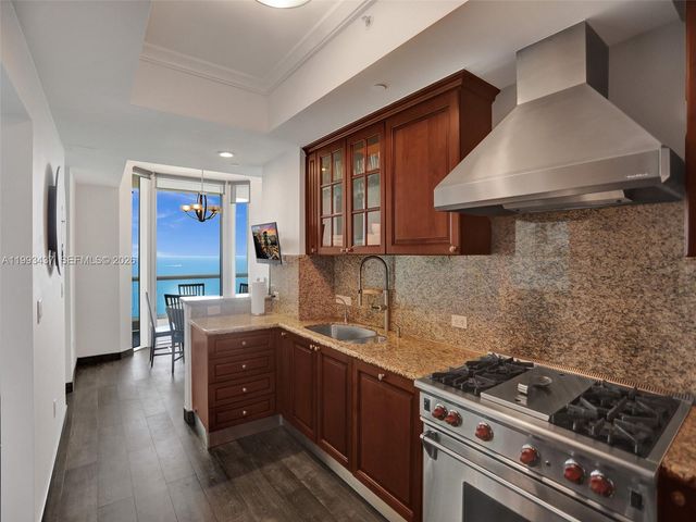 17875 Collins Ave 3005, Sunny Isles Beach, FL 33160