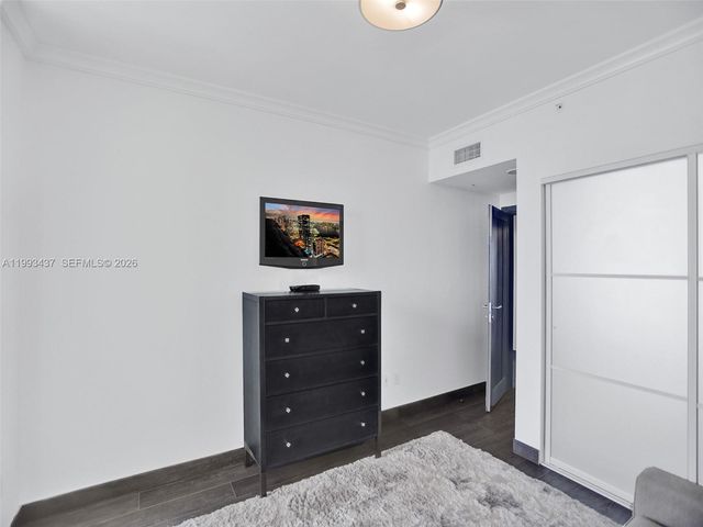 17875 Collins Ave 3005, Sunny Isles Beach, FL 33160