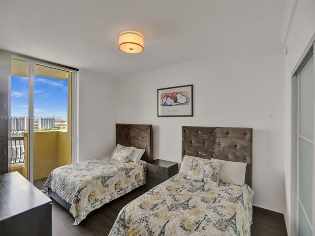 17875 Collins Ave 3005, Sunny Isles Beach, FL 33160