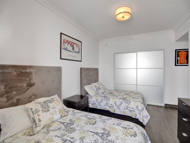 17875 Collins Ave 3005, Sunny Isles Beach, FL 33160