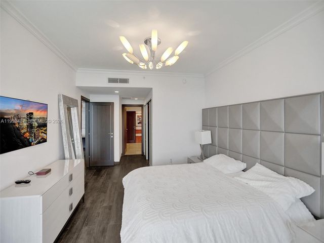 17875 Collins Ave 3005, Sunny Isles Beach, FL 33160