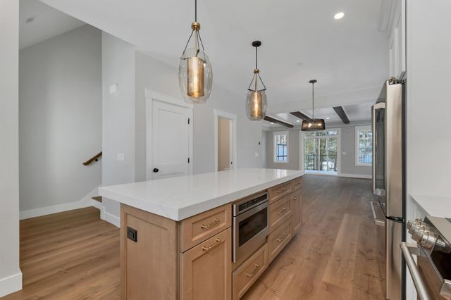60 White Oaks Rd Unit 11, Laconia, NH 03246