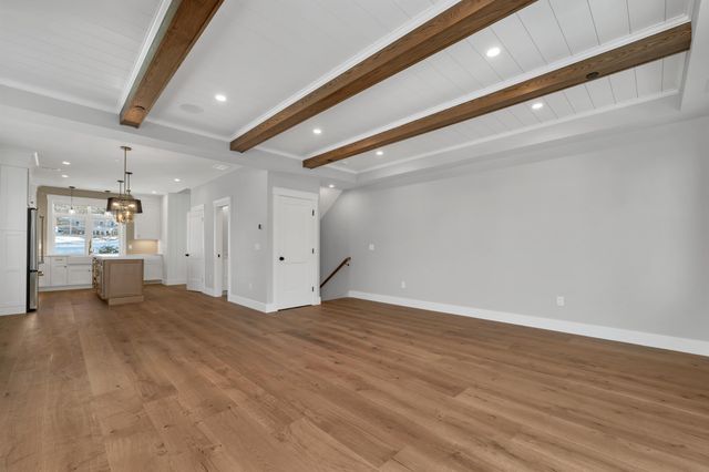 60 White Oaks Rd Unit 11, Laconia, NH 03246