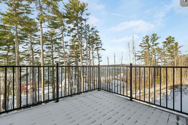 60 White Oaks Rd Unit 11, Laconia, NH 03246