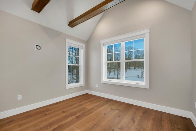 60 White Oaks Rd Unit 11, Laconia, NH 03246