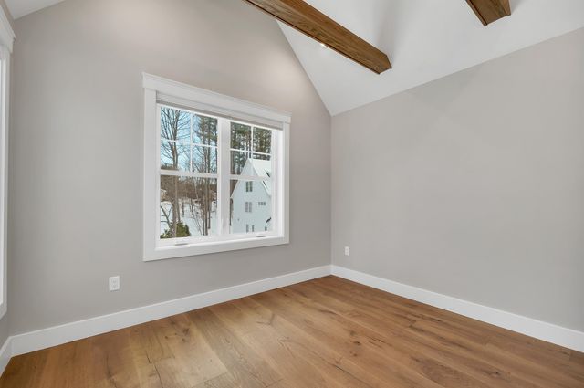 60 White Oaks Rd Unit 11, Laconia, NH 03246