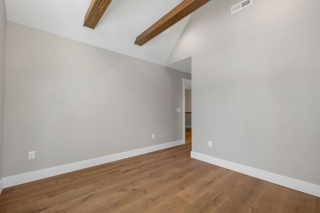 60 White Oaks Rd Unit 11, Laconia, NH 03246