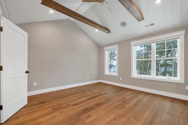 60 White Oaks Rd Unit 11, Laconia, NH 03246