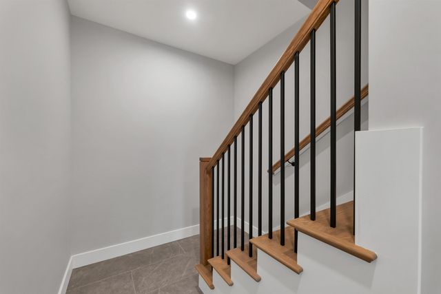 60 White Oaks Rd Unit 11, Laconia, NH 03246