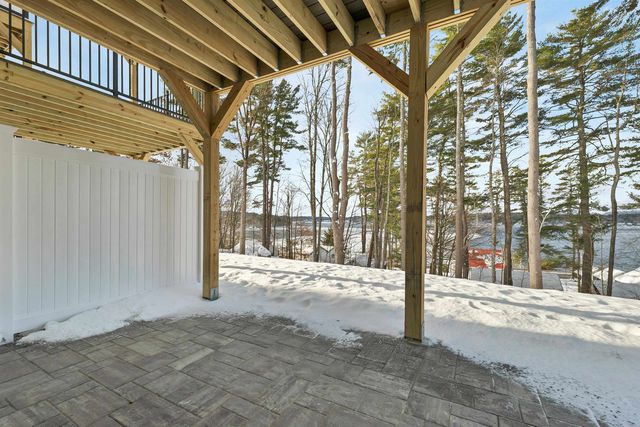 60 White Oaks Rd Unit 11, Laconia, NH 03246