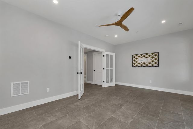 60 White Oaks Rd Unit 11, Laconia, NH 03246