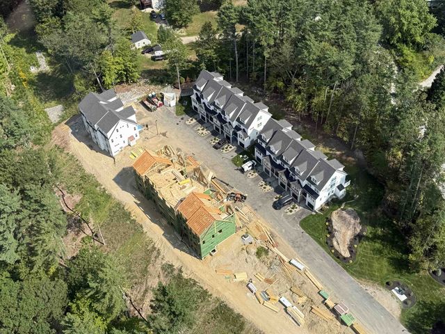 60 White Oaks Rd Unit 11, Laconia, NH 03246