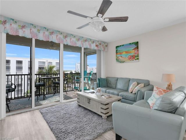 4431 Bay Beach LN # 554, Fort Myers Beach, FL 33931