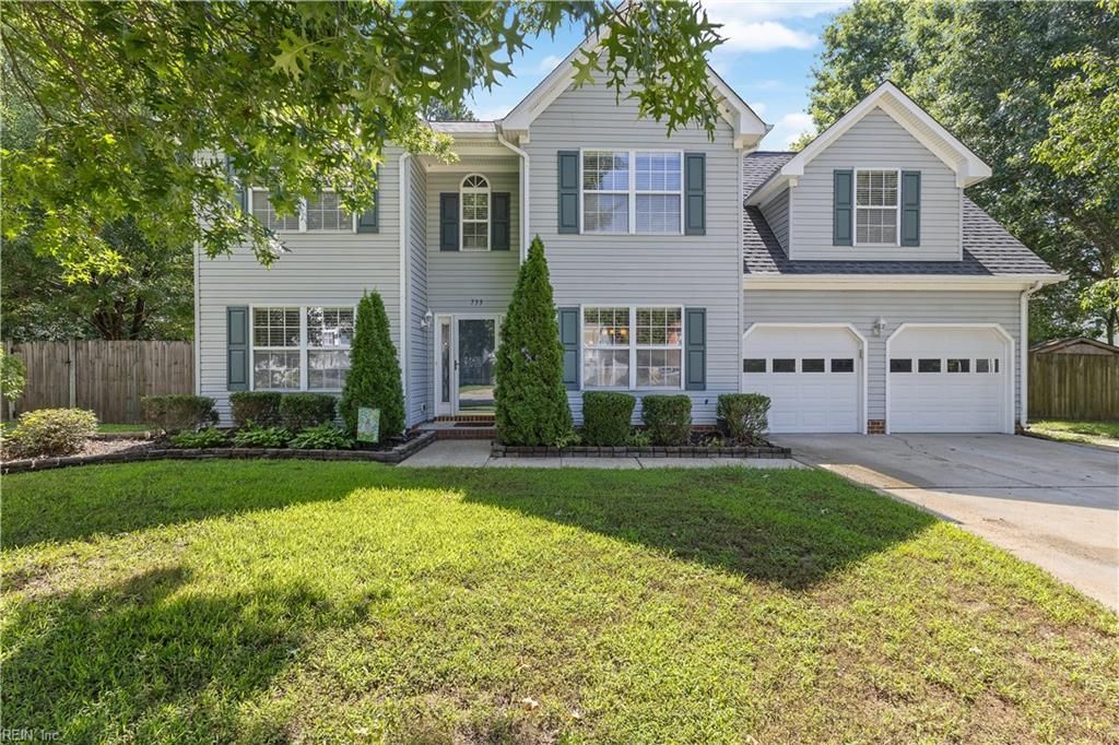 733 Hawkhurst DR, Chesapeake, VA 23322