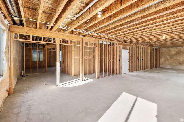 613 S 175 E, Hyde Park, UT 84318