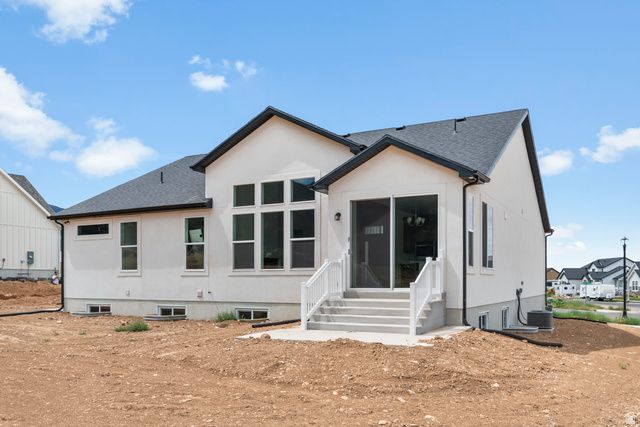 613 S 175 E, Hyde Park, UT 84318