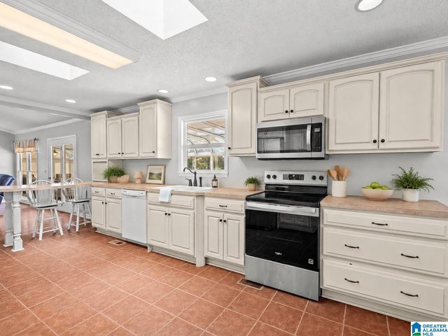7023 BLACKBERRY LANE, Pell City, AL 35128