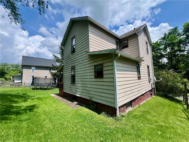 913 N Liberty Street, New Castle, PA 16102