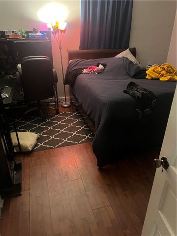 913 N Liberty Street, New Castle, PA 16102