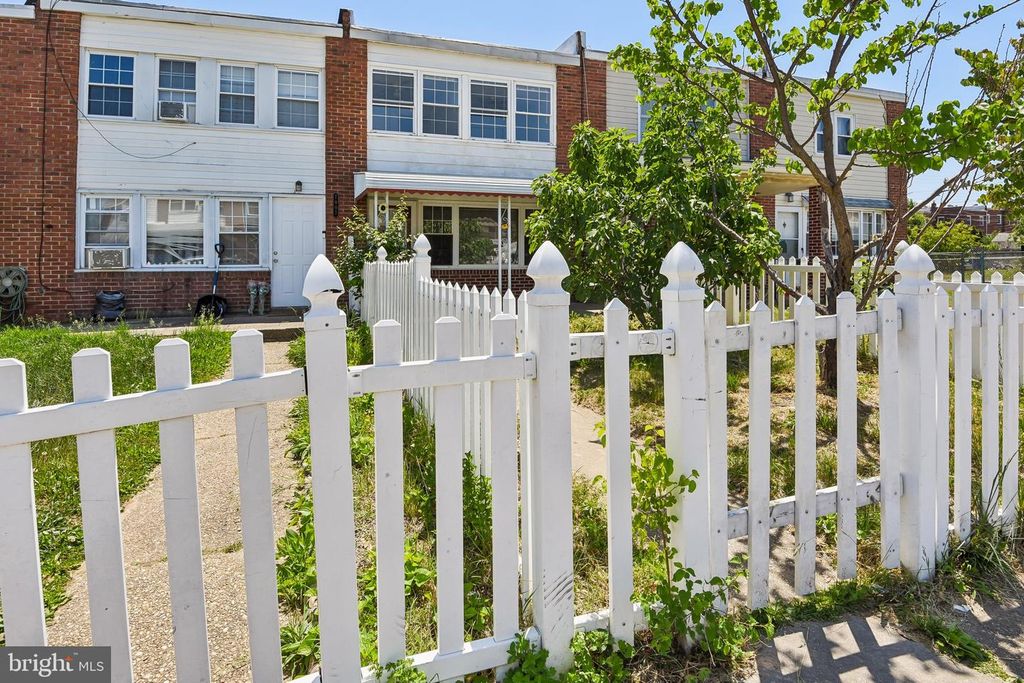 Image 19 of property listing at 7905 EASTDALE RD, Baltimore, MD 21224