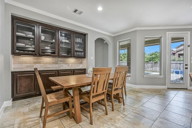 1008 Point Isabel Lane, Friendswood, TX 77546