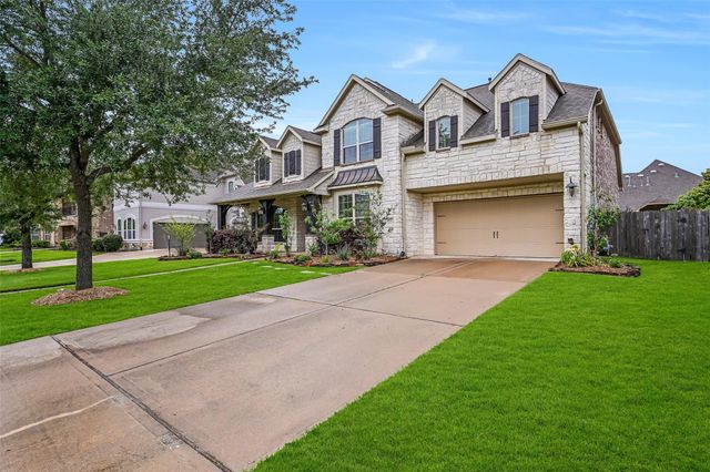 1008 Point Isabel Lane, Friendswood, TX 77546