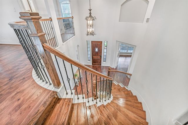 1008 Point Isabel Lane, Friendswood, TX 77546