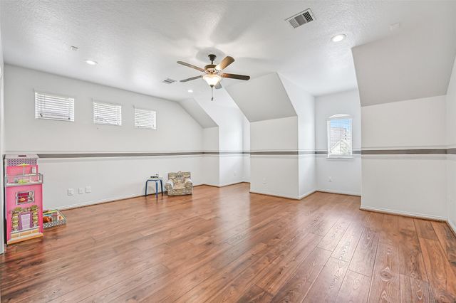 1008 Point Isabel Lane, Friendswood, TX 77546