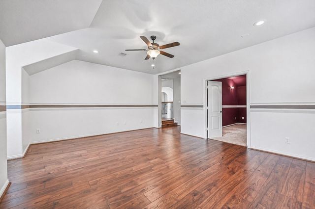 1008 Point Isabel Lane, Friendswood, TX 77546