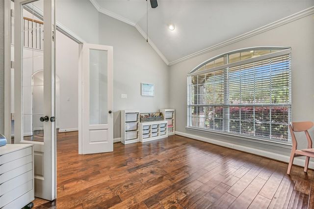 1008 Point Isabel Lane, Friendswood, TX 77546