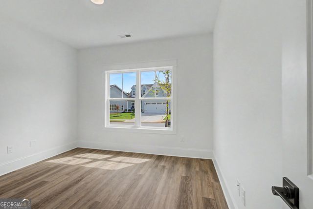 410 Redhaven Drive, Senoia, GA 30276