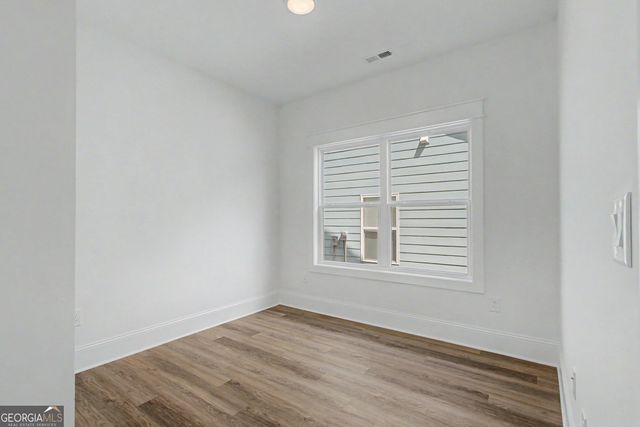 410 Redhaven Drive, Senoia, GA 30276