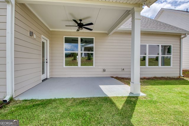 410 Redhaven Drive, Senoia, GA 30276