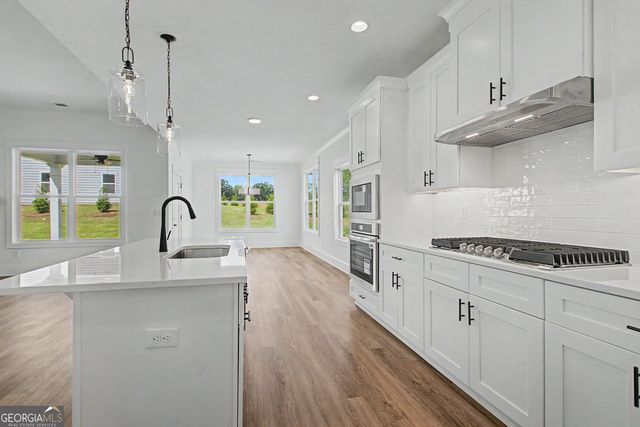 410 Redhaven Drive, Senoia, GA 30276