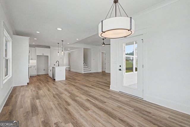 410 Redhaven Drive, Senoia, GA 30276
