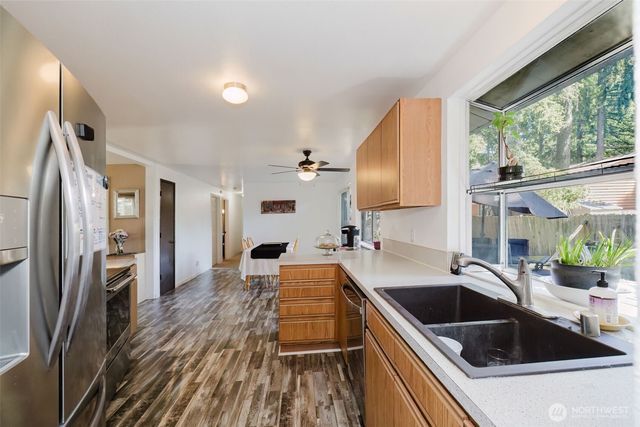 3160 SE Pierson Street, Port Orchard, WA 98366