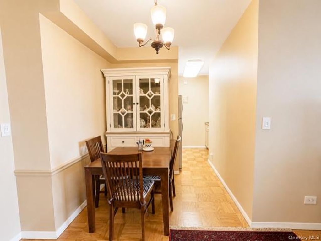 27110 Grand Central Parkway 15Q, Floral Park, NY 11005 — photo 3