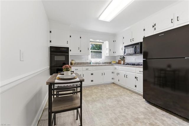 4205 Heather RD, Portsmouth, VA 23703