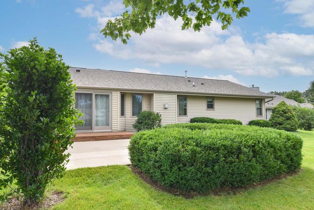 W208N16471 St Andrews COURT, Jackson, WI 53037