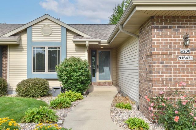 W208N16471 St Andrews COURT, Jackson, WI 53037
