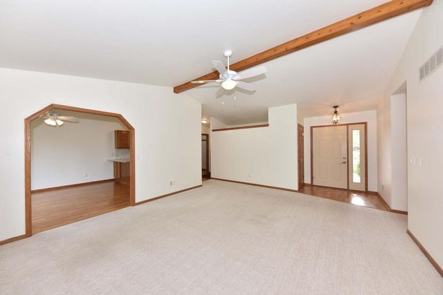 W208N16471 St Andrews COURT, Jackson, WI 53037